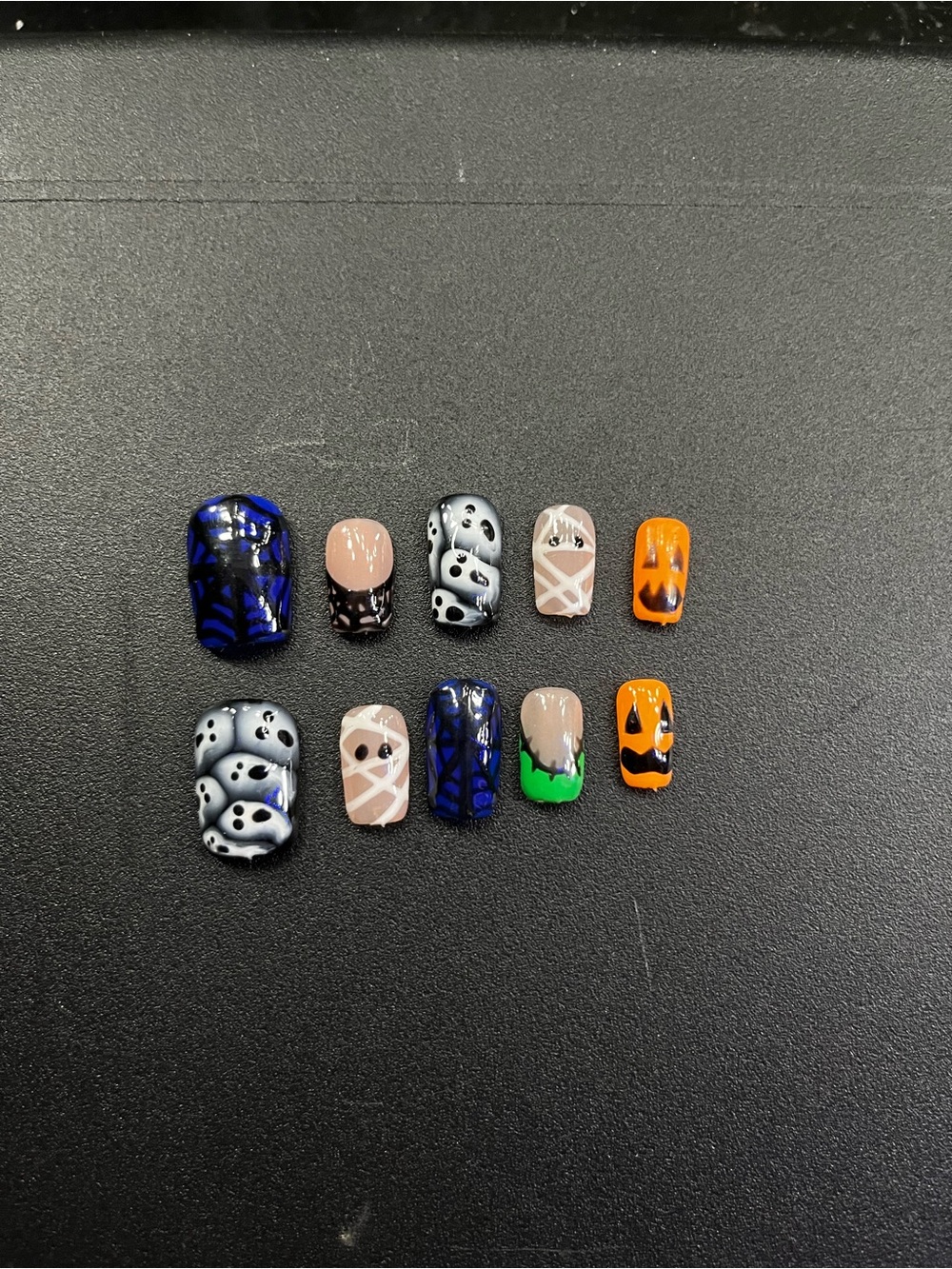 Halloween press on nails